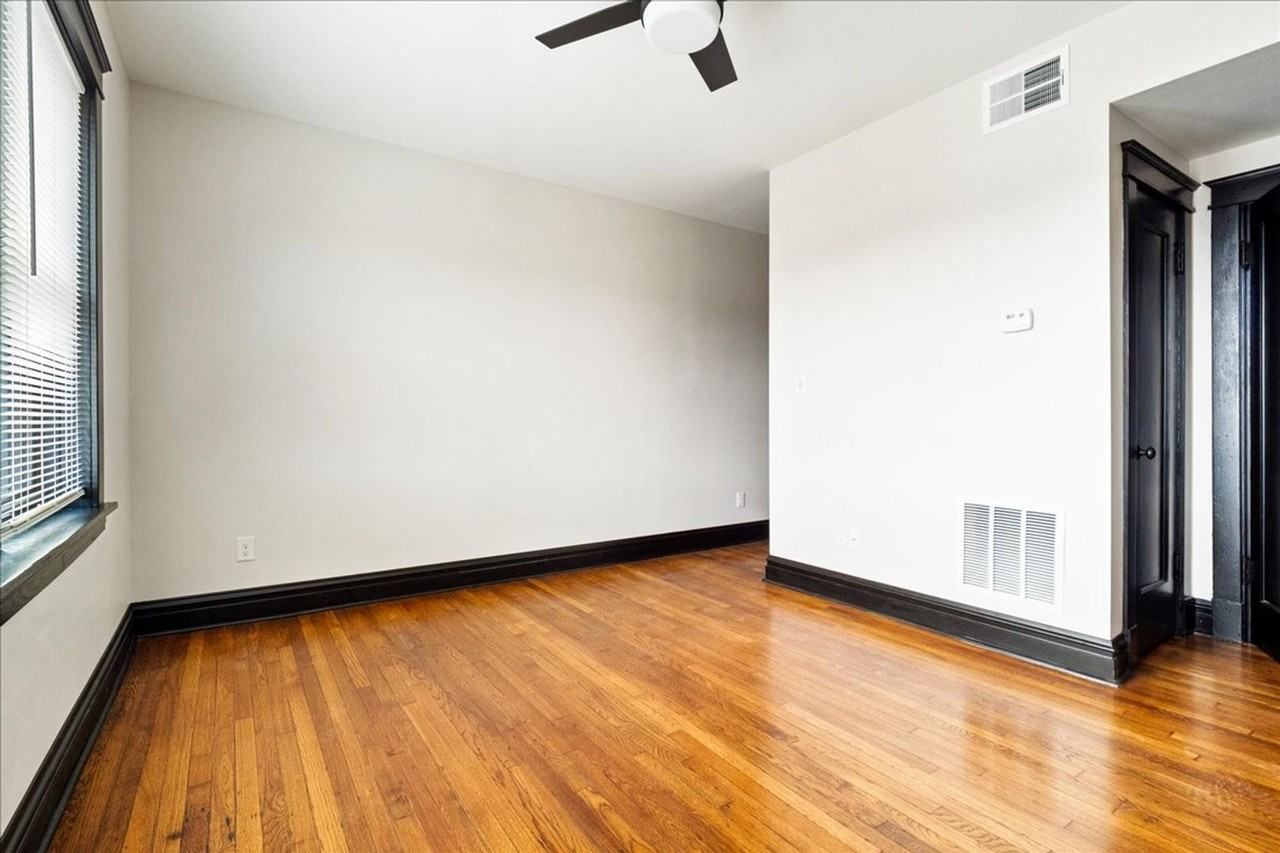 4909 Lindenwood Ave - Photo 7 of 28