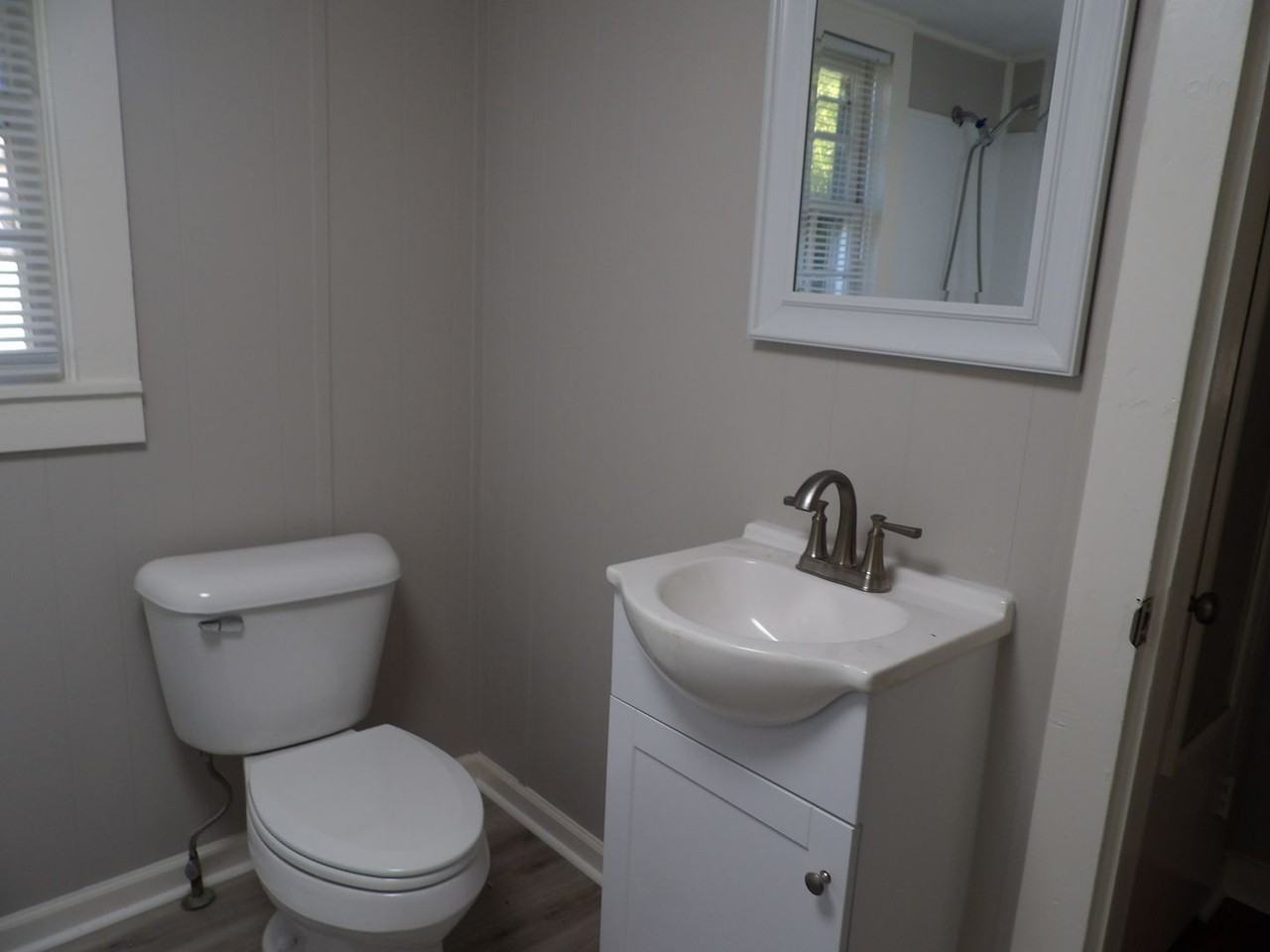 402 Sunset Dr - Photo 7 of 7