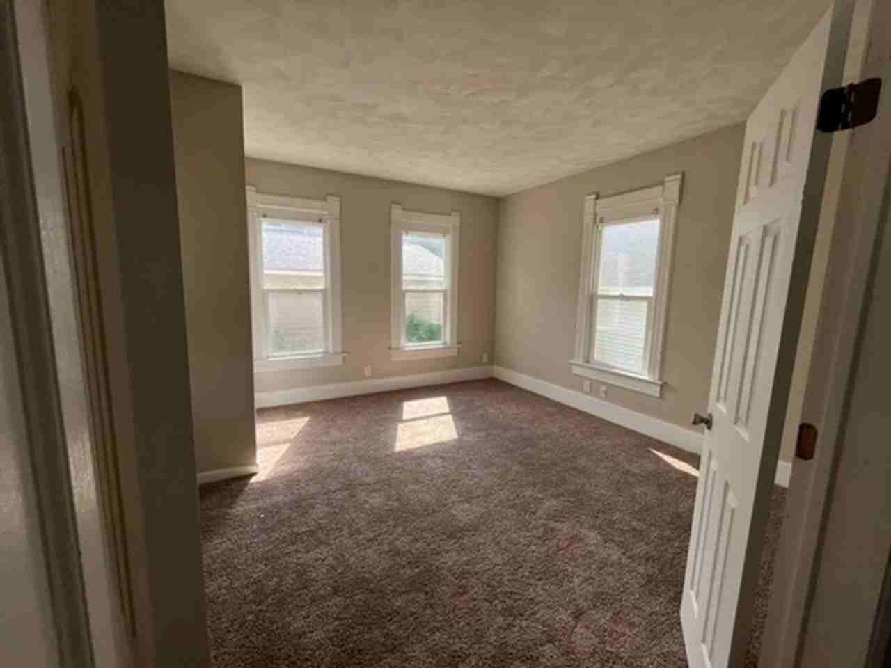 1118 17th Ave - Photo 4 of 13