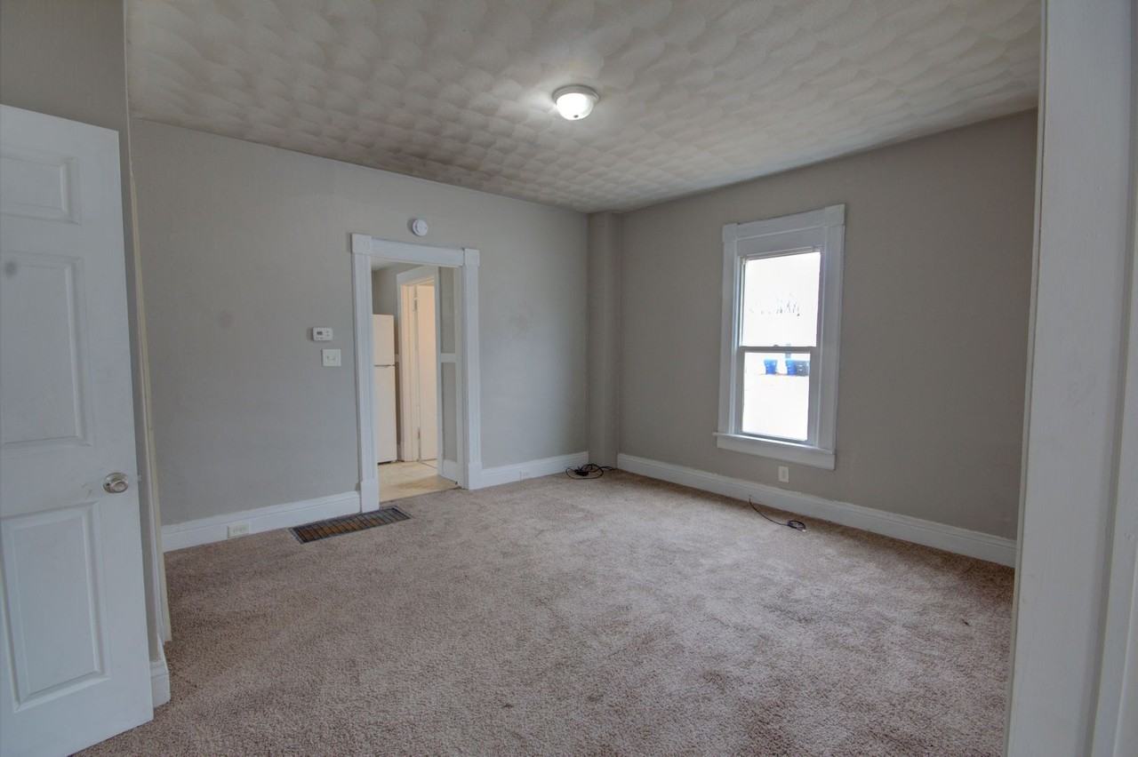 1118 17th Ave - Photo 7 of 13