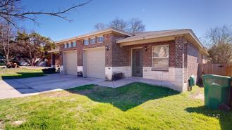 914 Ramblewood St #B - Photo 1 of 1