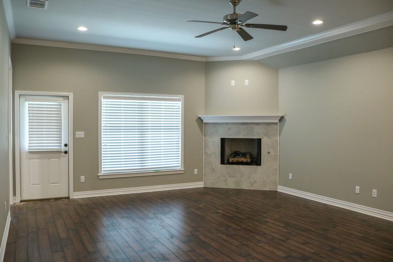 3421 Cottage Ct - Photo 5 of 27