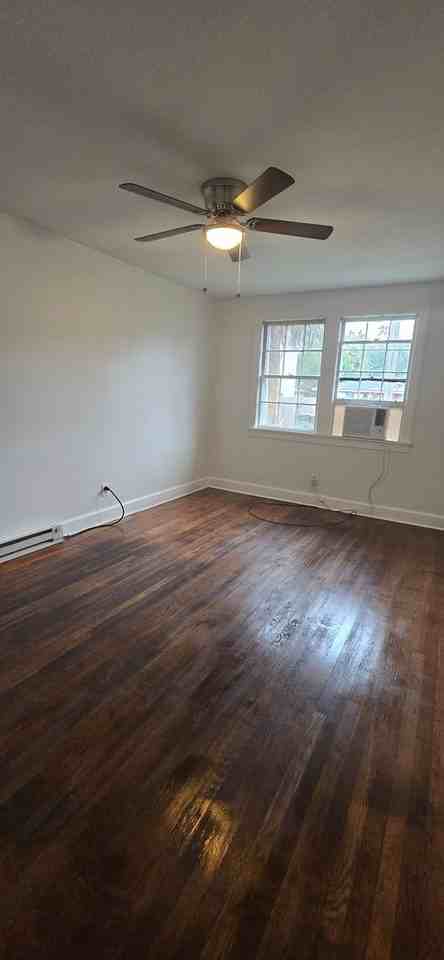 1513 E 49th St - Photo 6 of 7