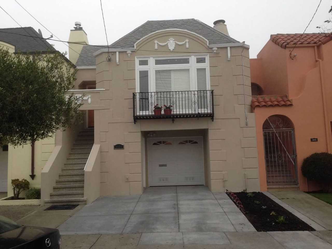 1466 42nd Ave - Photo 2 of 8