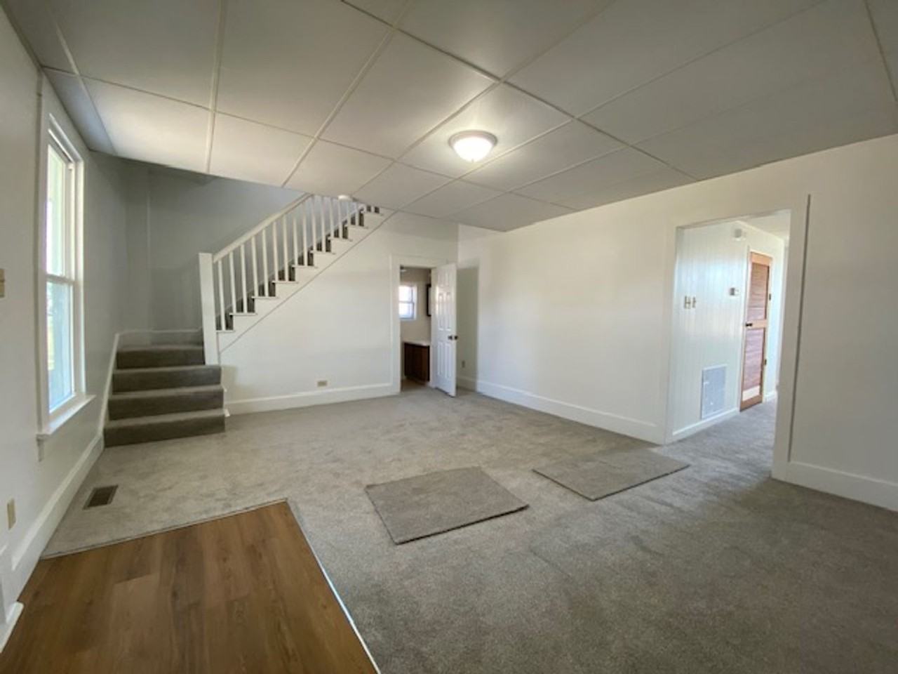 123 Sara St - Photo 3 of 19