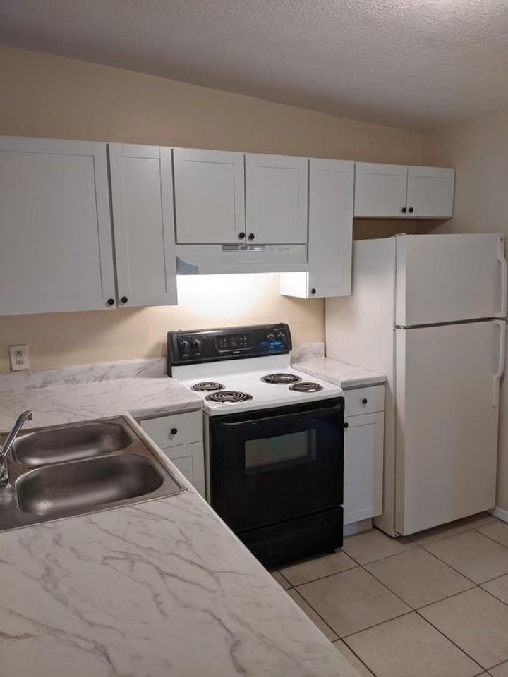 4619 9th Ave S - Photo 7 of 8