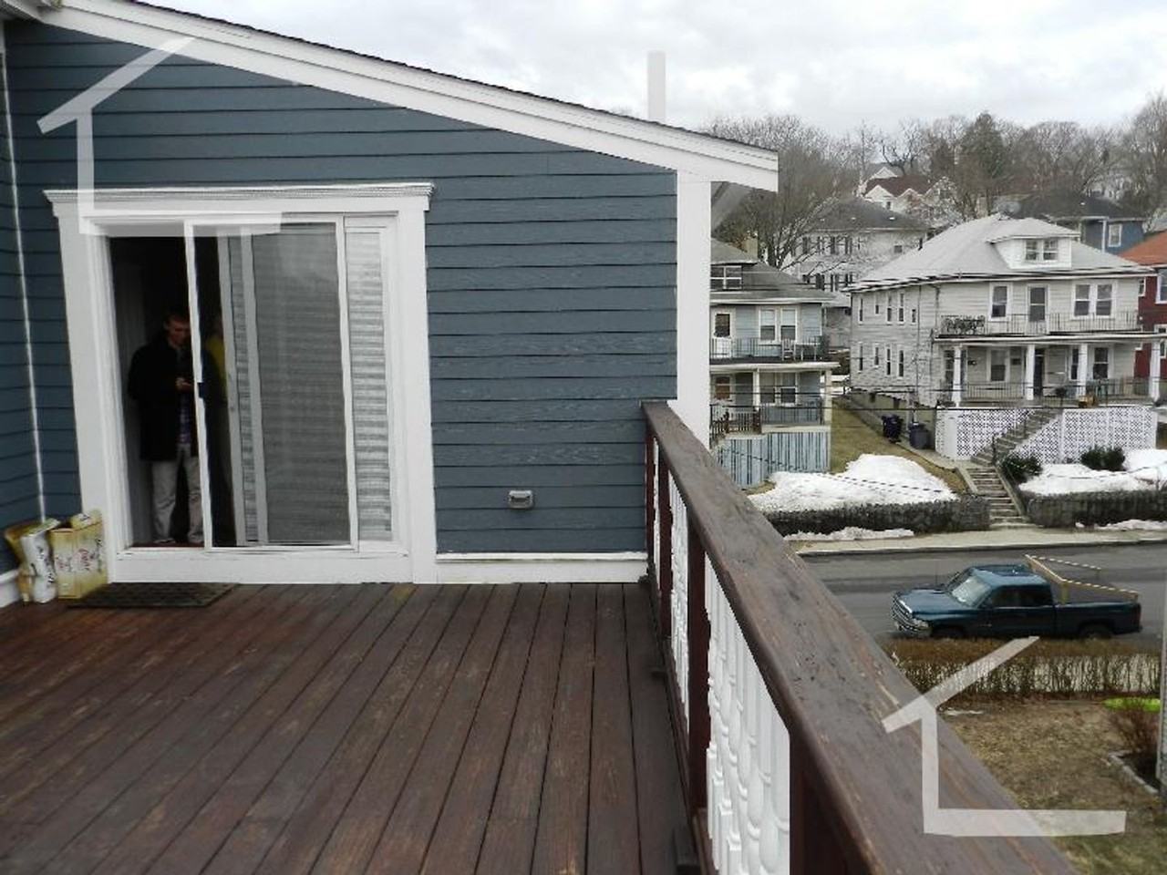 127 Nonantum St - Photo 3 of 28