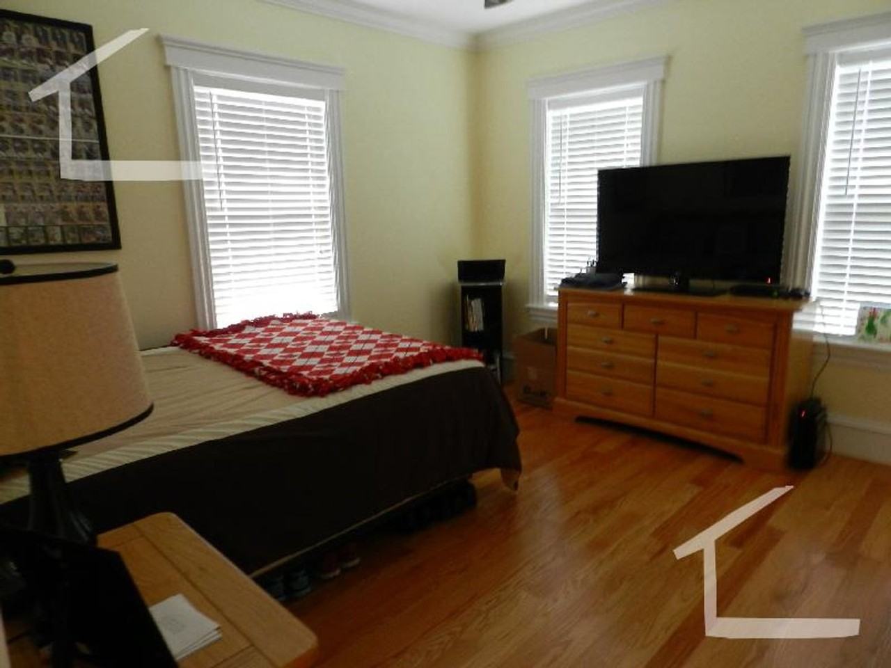 127 Nonantum St - Photo 7 of 28