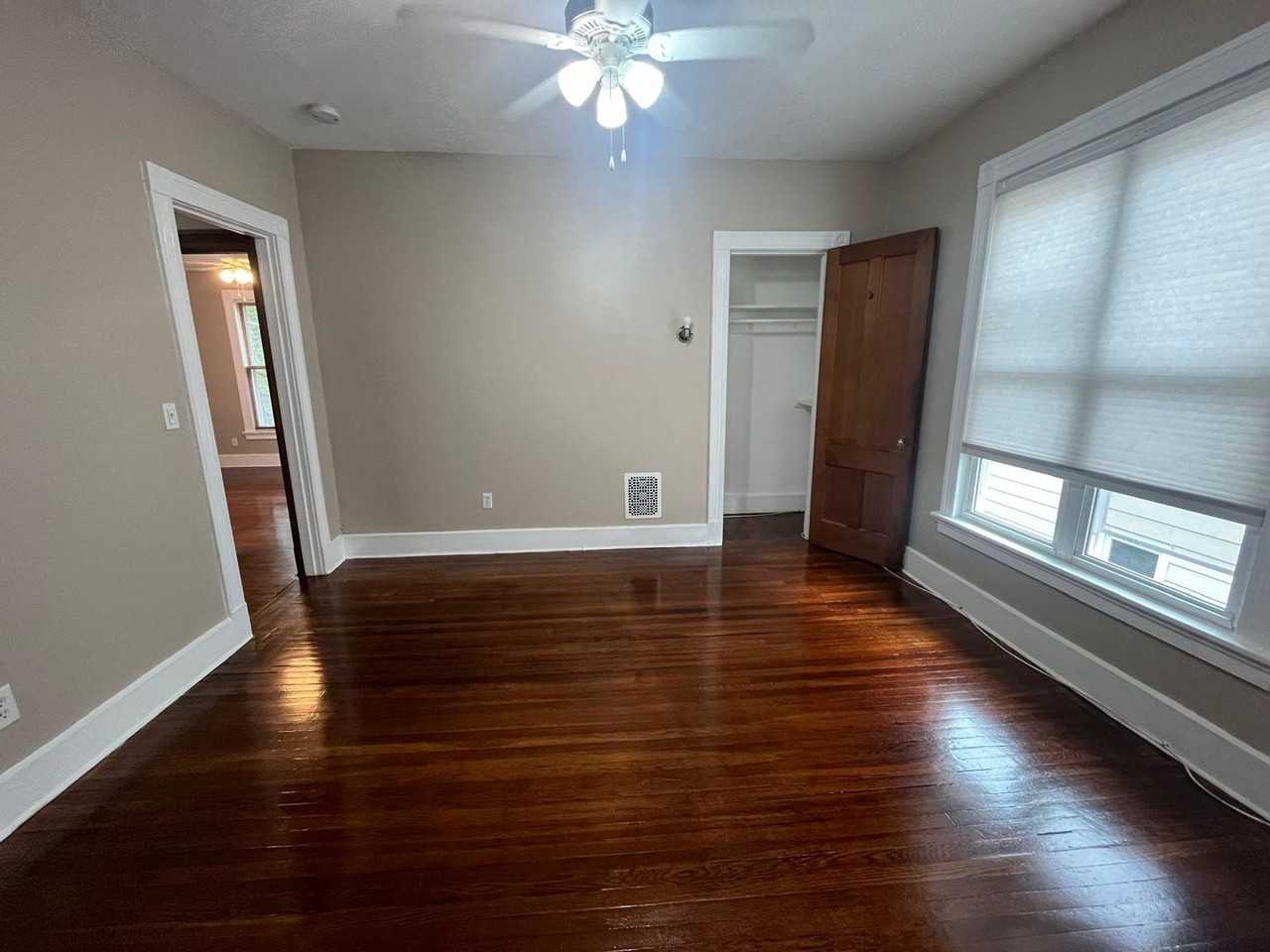 117 Maple St - Photo 2 of 18