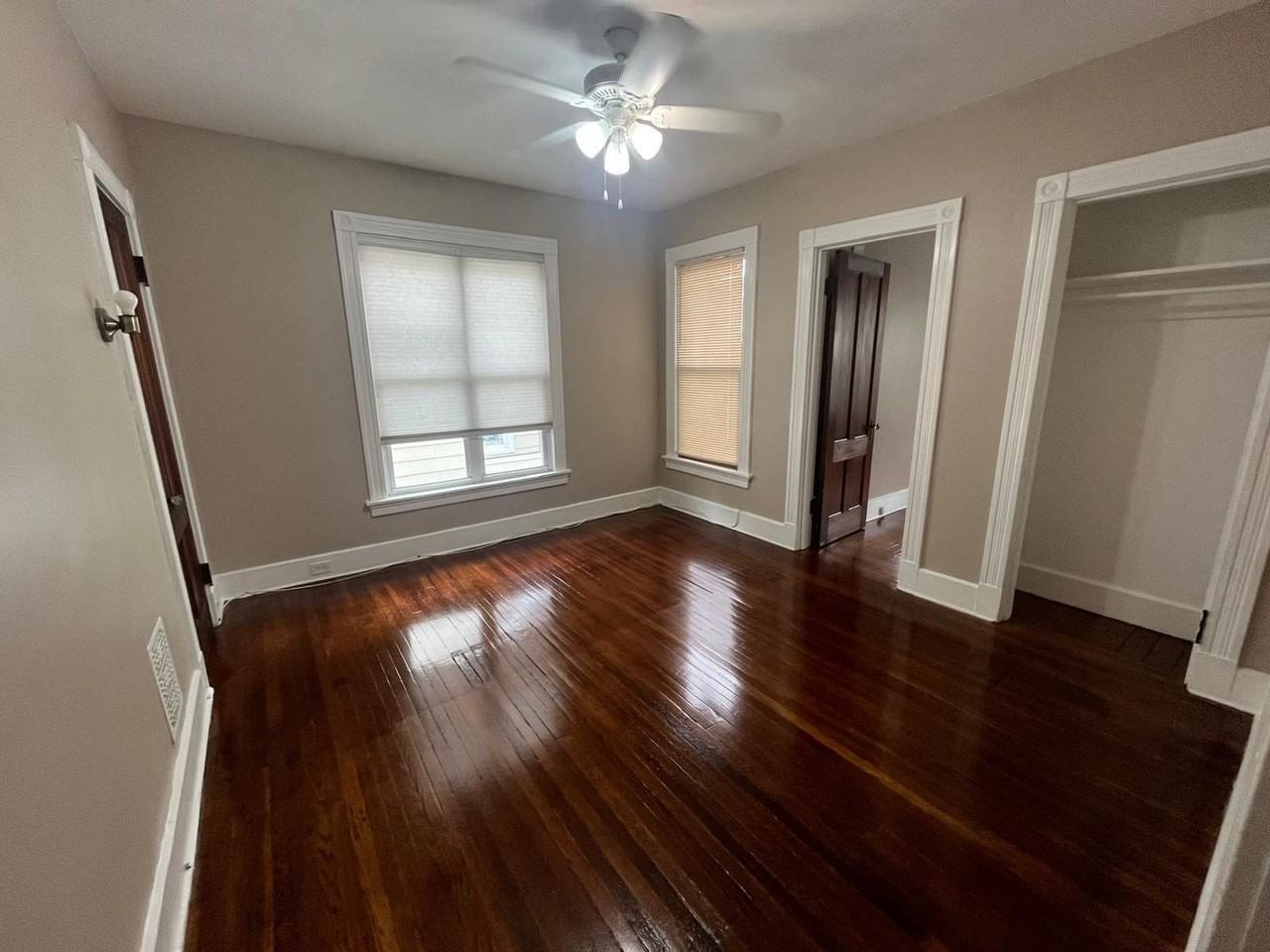 117 Maple St - Photo 3 of 18