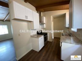 featured image of 8 Villa St