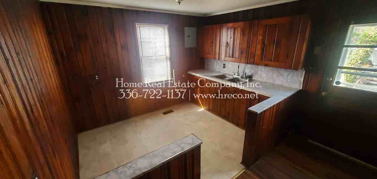 2718 Ansonia Street - Photo 5 of 8