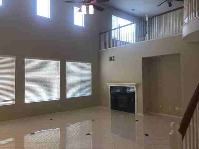 33723 Spring Brook Cir - Photo 4 of 17
