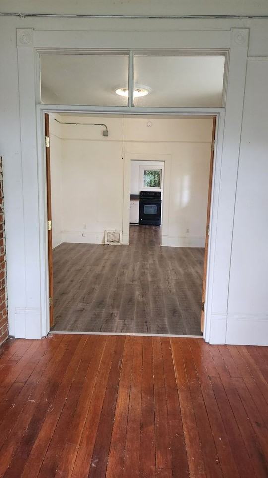 920 N Garden St #1 - Photo 3 of 20