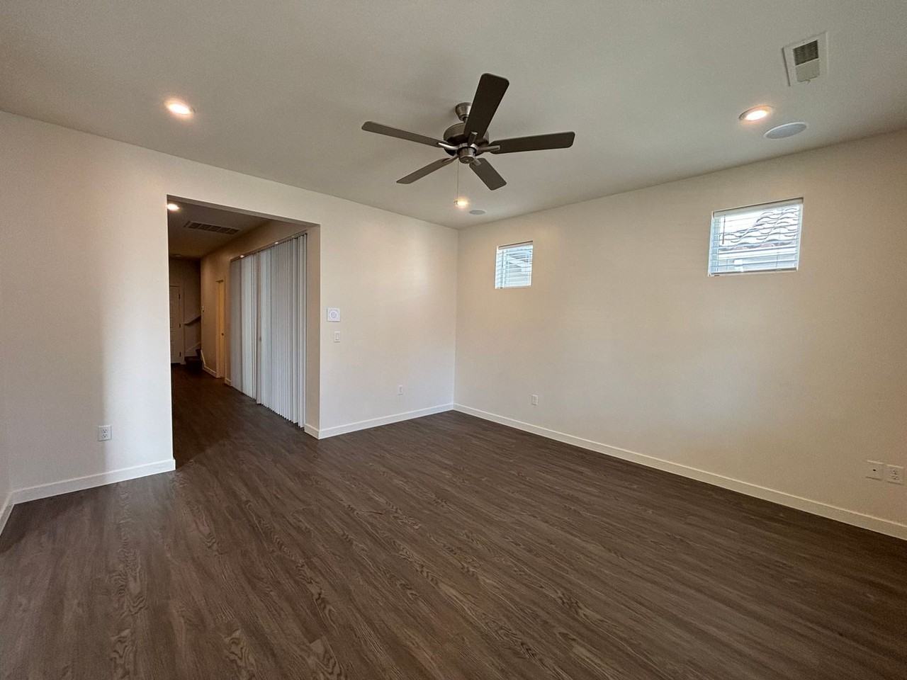5696 S Garnet Dr - Photo 5 of 38