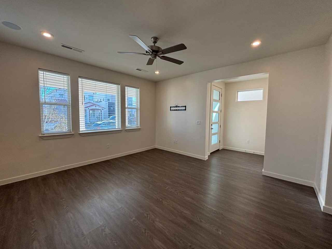 5696 S Garnet Dr - Photo 7 of 38