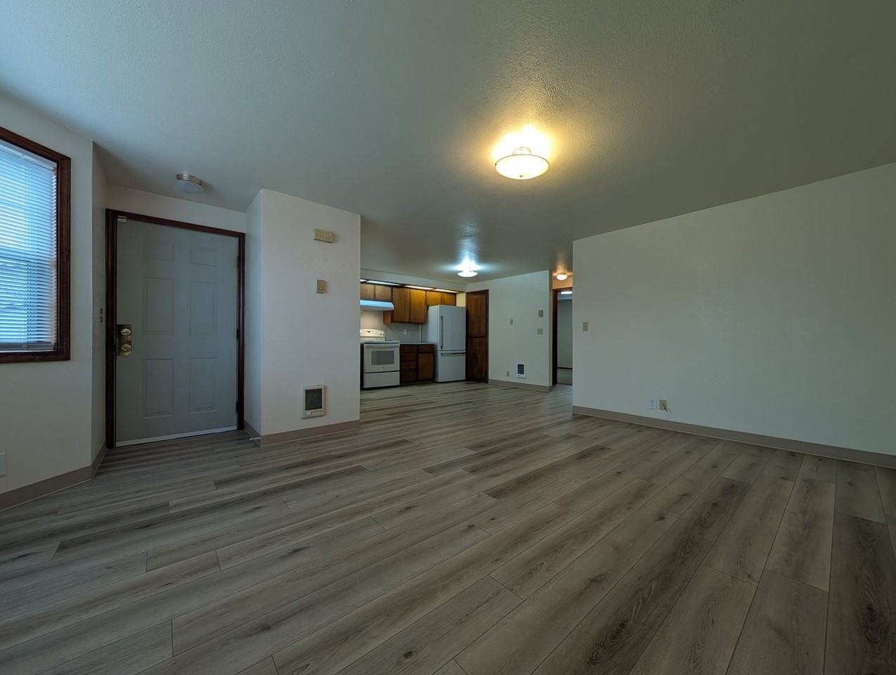 1217 R St #1 - Photo 3 of 14