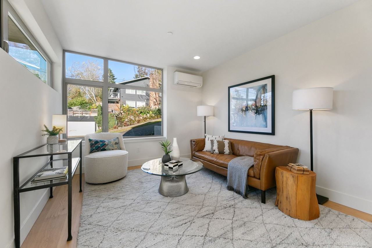 3617 S Hanford St - Photo 5 of 29