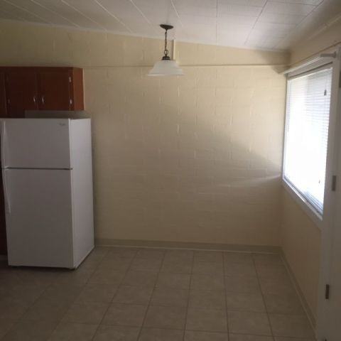833 Avenue C #10 - Photo 3 of 8