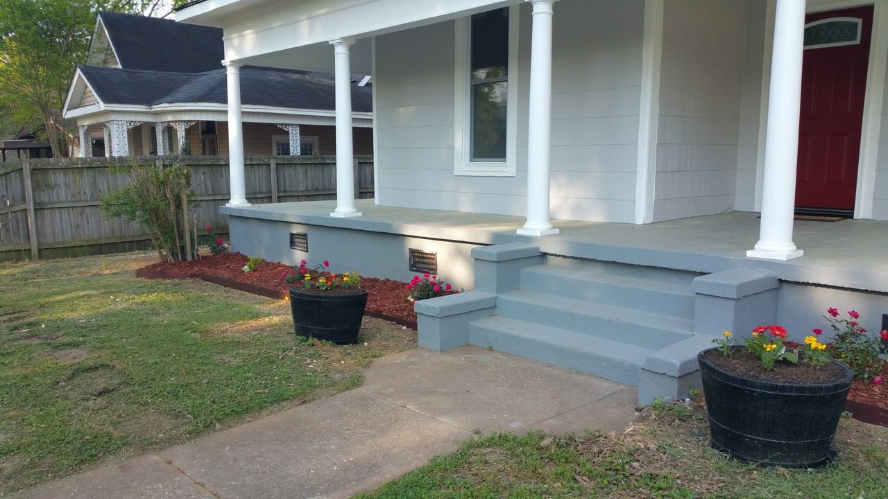 713 4th Ave Se - Photo 4 of 5