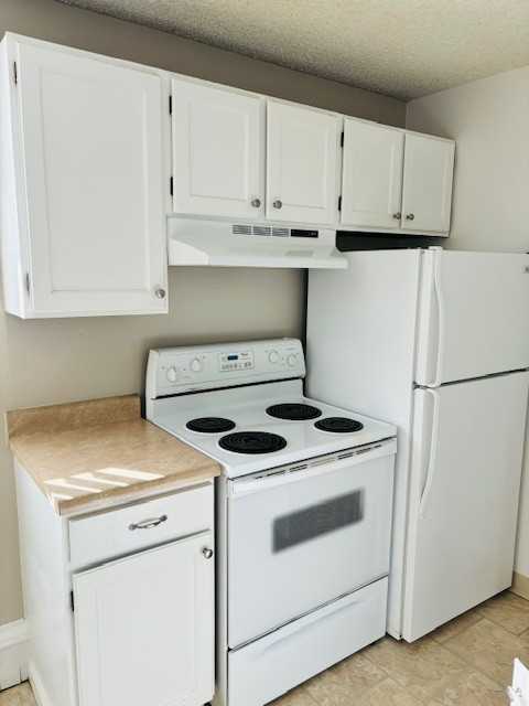 5361 Delaware - Photo 4 of 12