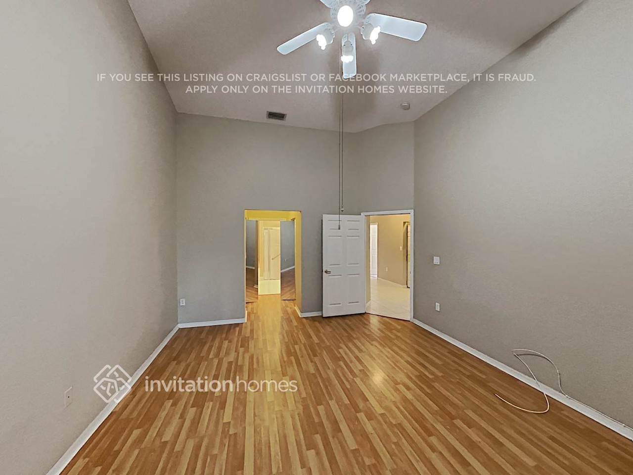 2300 E Aragon Blvd #1 - Photo 5 of 13