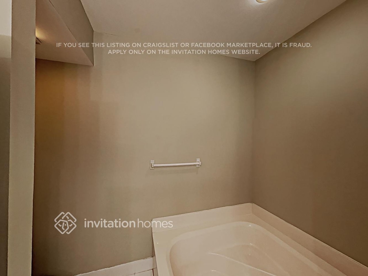 2300 E Aragon Blvd #1 - Photo 7 of 13
