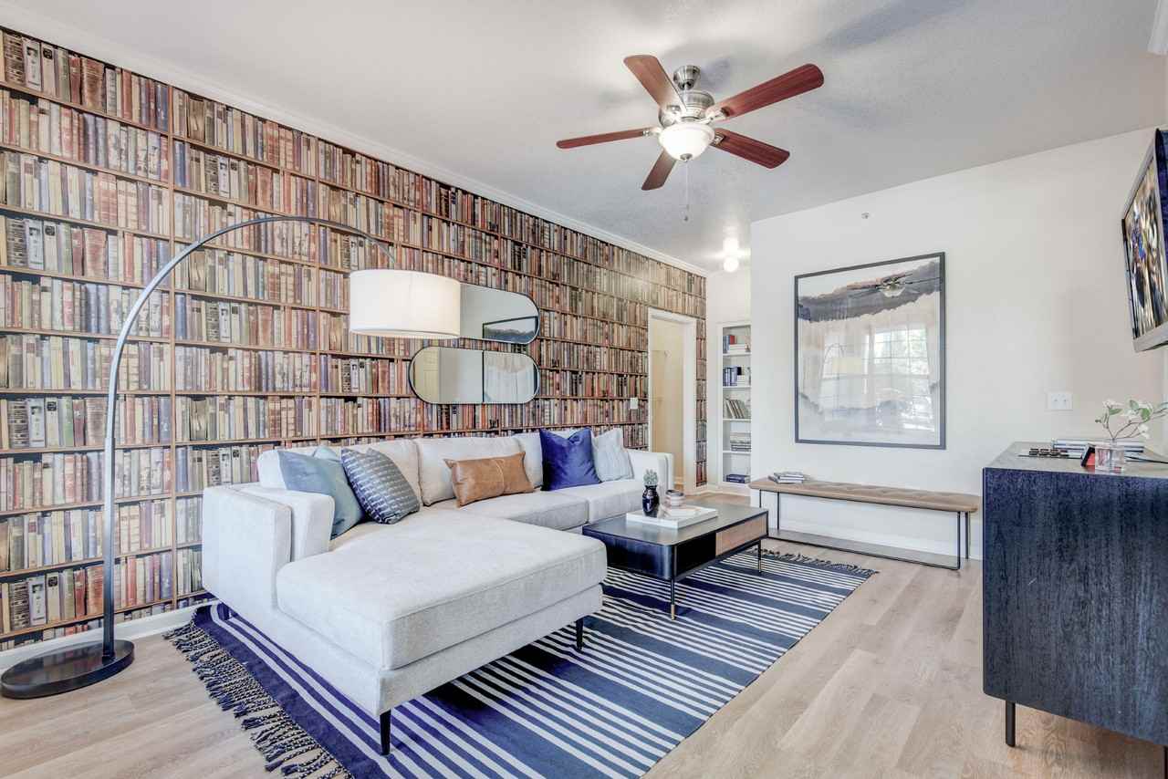 Westcliff - Photo 4 of 50