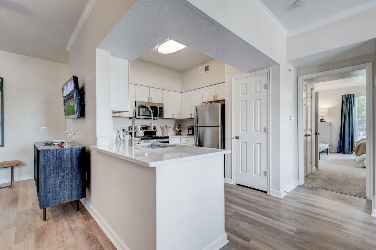 Westcliff - Photo 6 of 50