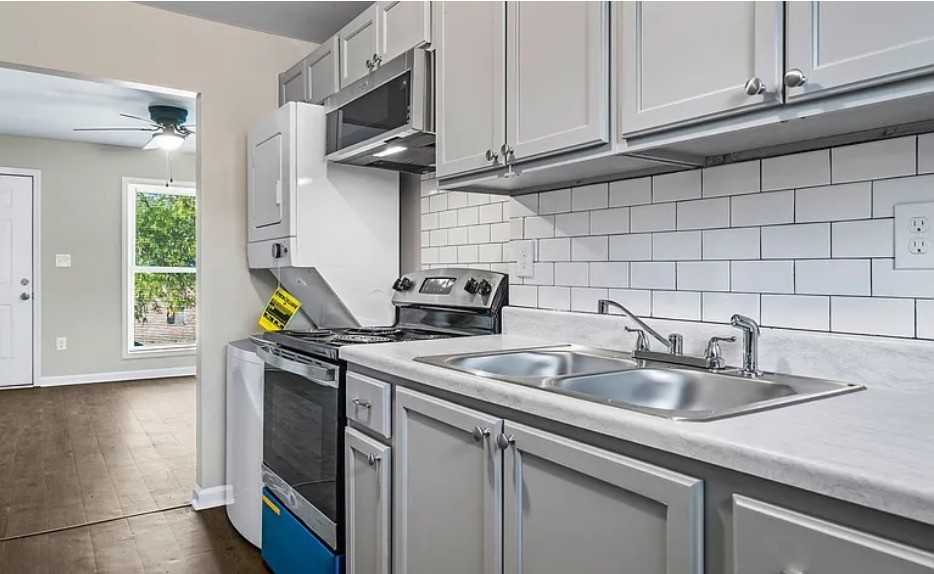 Uptown Flats - Photo 4 of 6