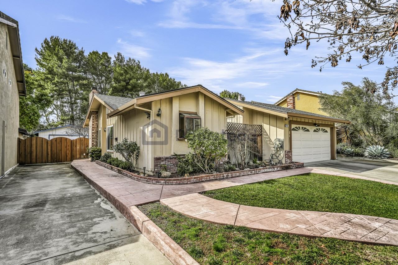 36085 Easterday Way #NA - Photo 3 of 35