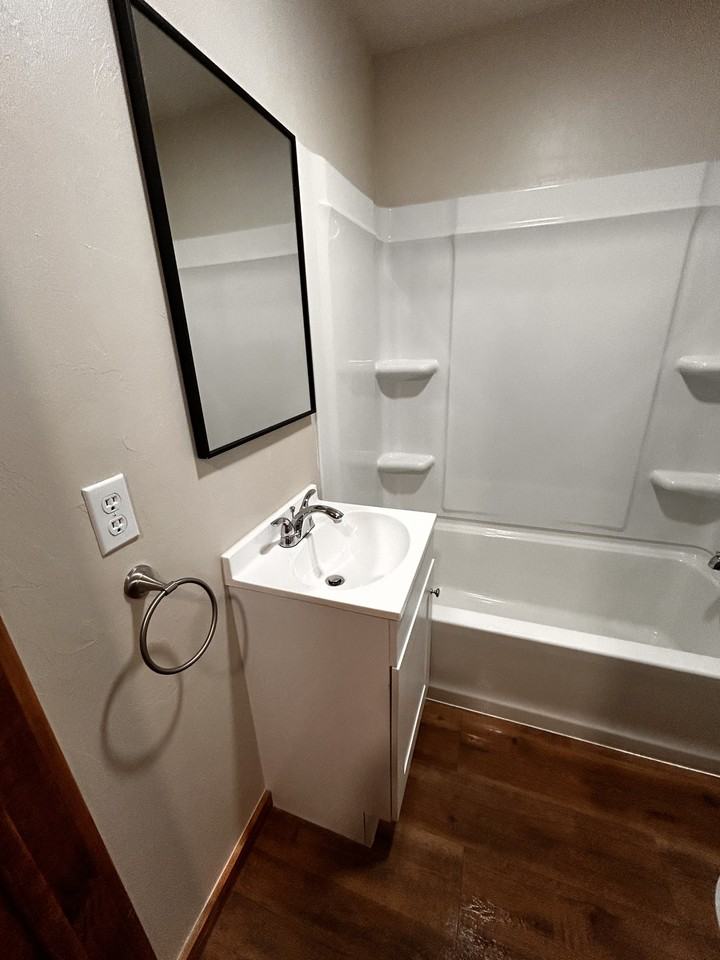 221 N Hickory #NA - Photo 3 of 11