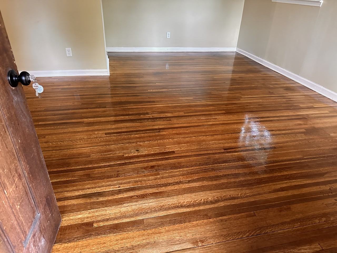 523 Dover Road #NA - Photo 2 of 7