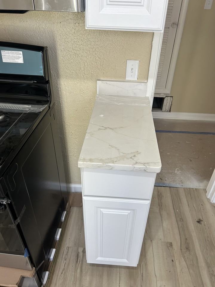 523 Dover Road #NA - Photo 4 of 7