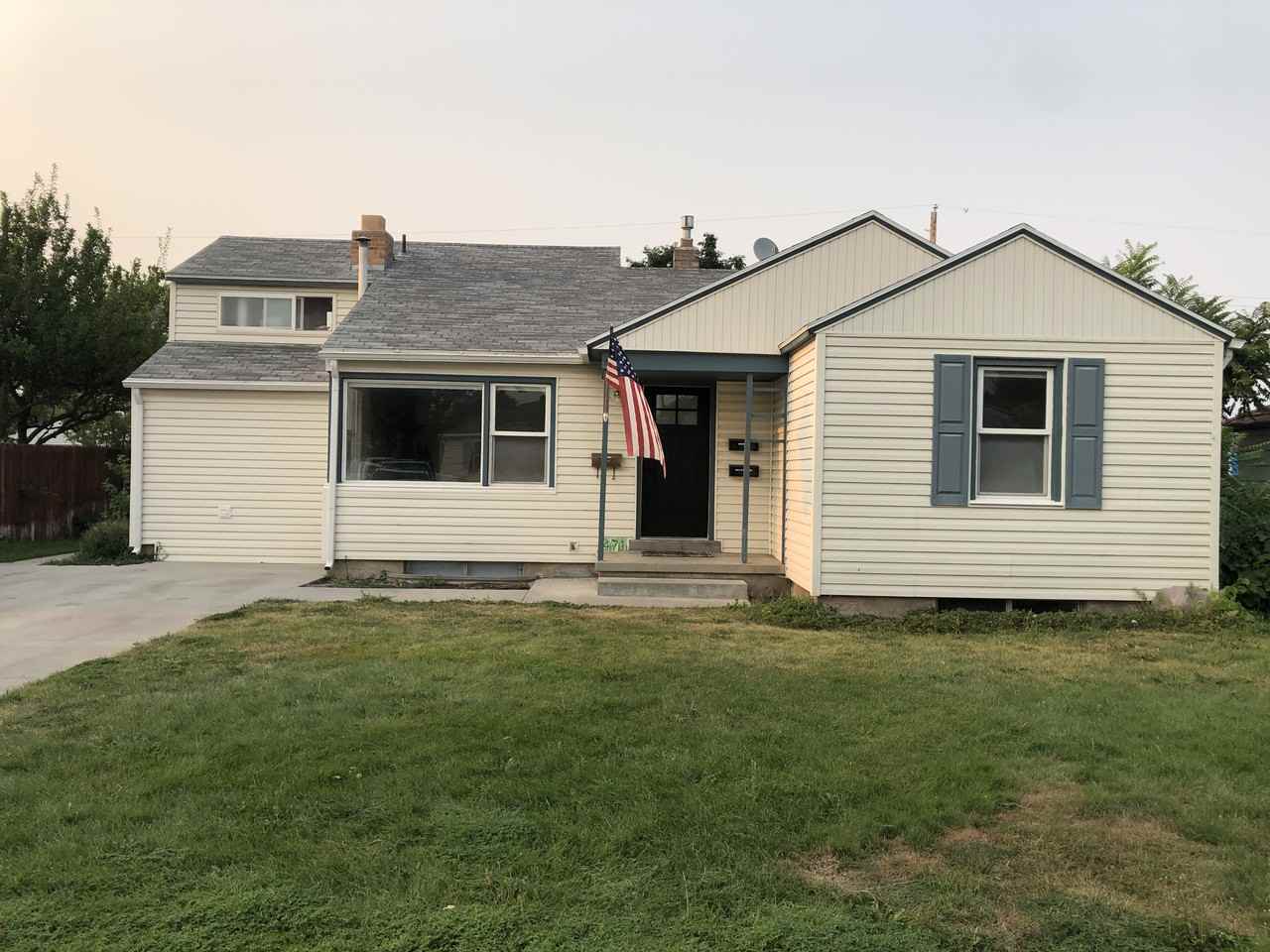 471 E 1910 S #1 - Photo 2 of 4