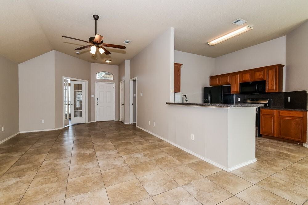 133 Pinion Ln - Photo 5 of 16