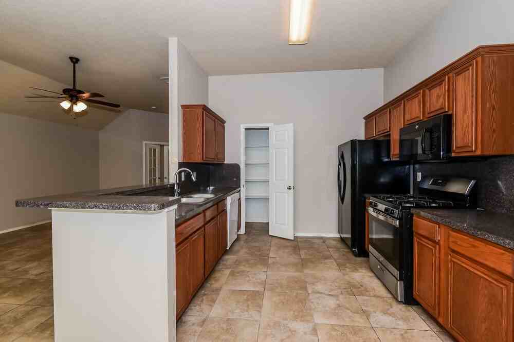 133 Pinion Ln - Photo 6 of 16