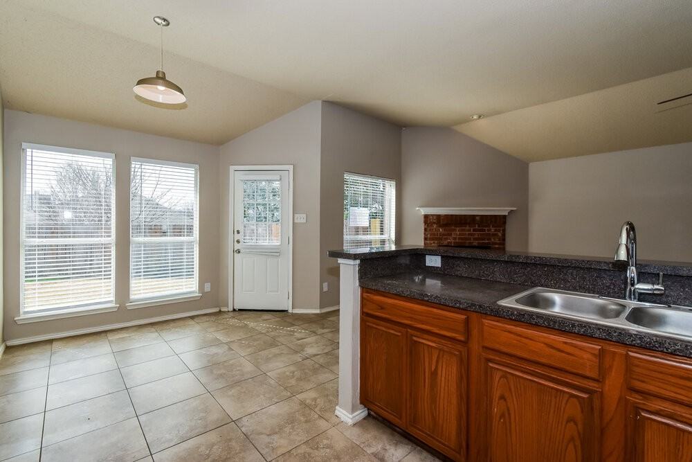 133 Pinion Ln - Photo 7 of 16