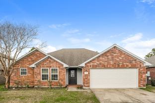 216 Green Isle Ave - Photo 1 of 1