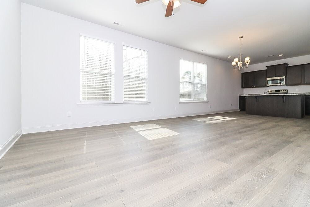 229 Pamlico Dr - Photo 6 of 18