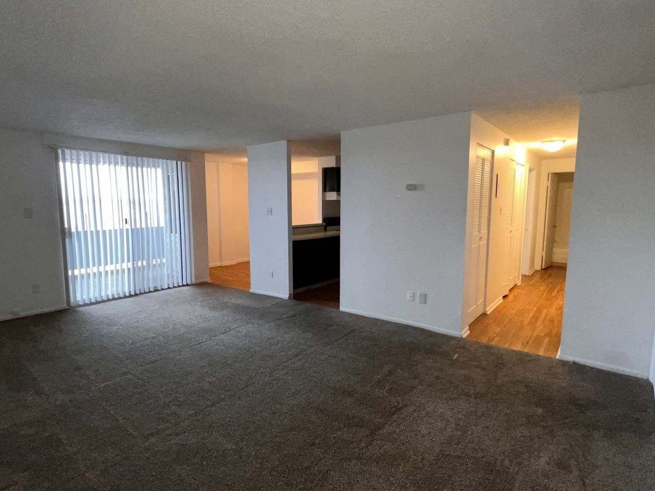 Grandview Towers - Photo 2 of 11