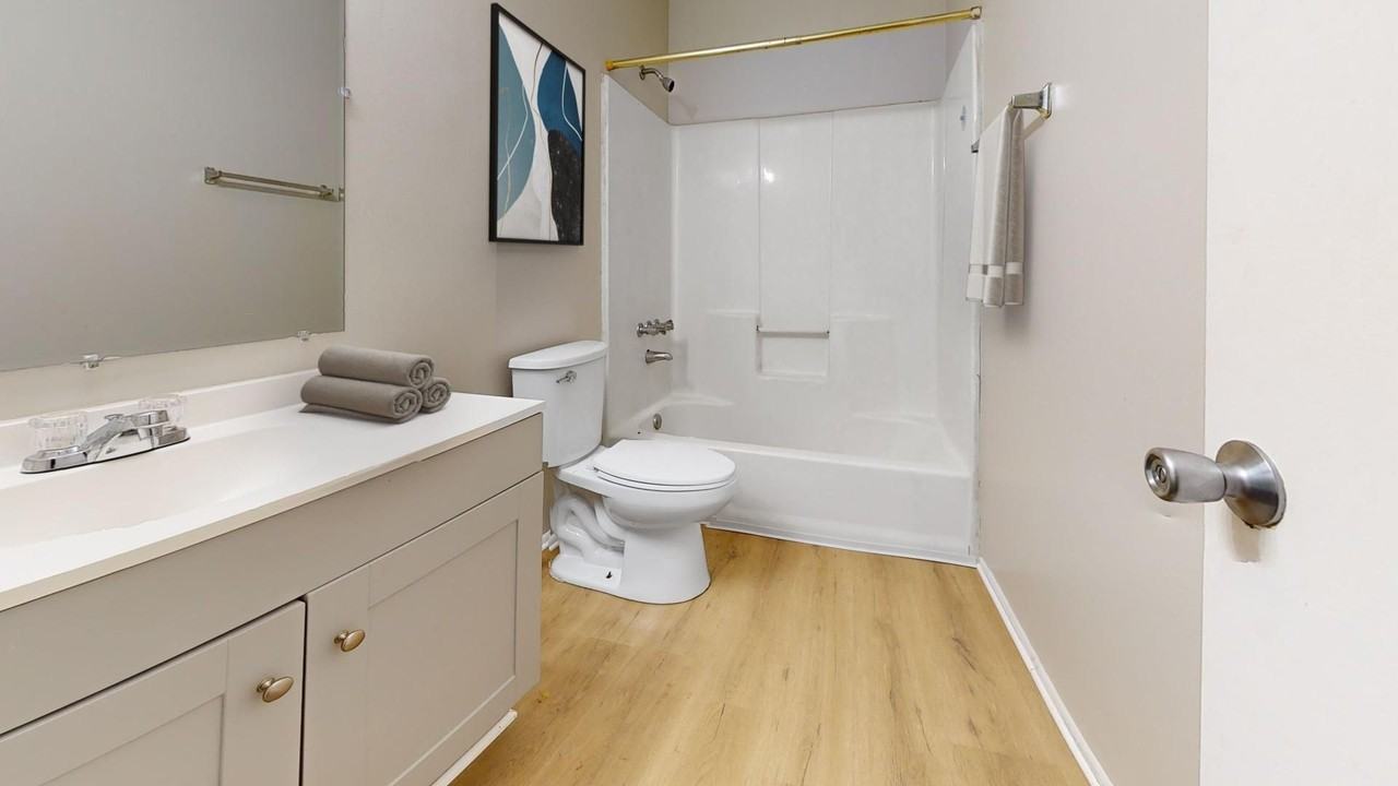 Biloxi Oaks Apartments - Photo 4 of 41