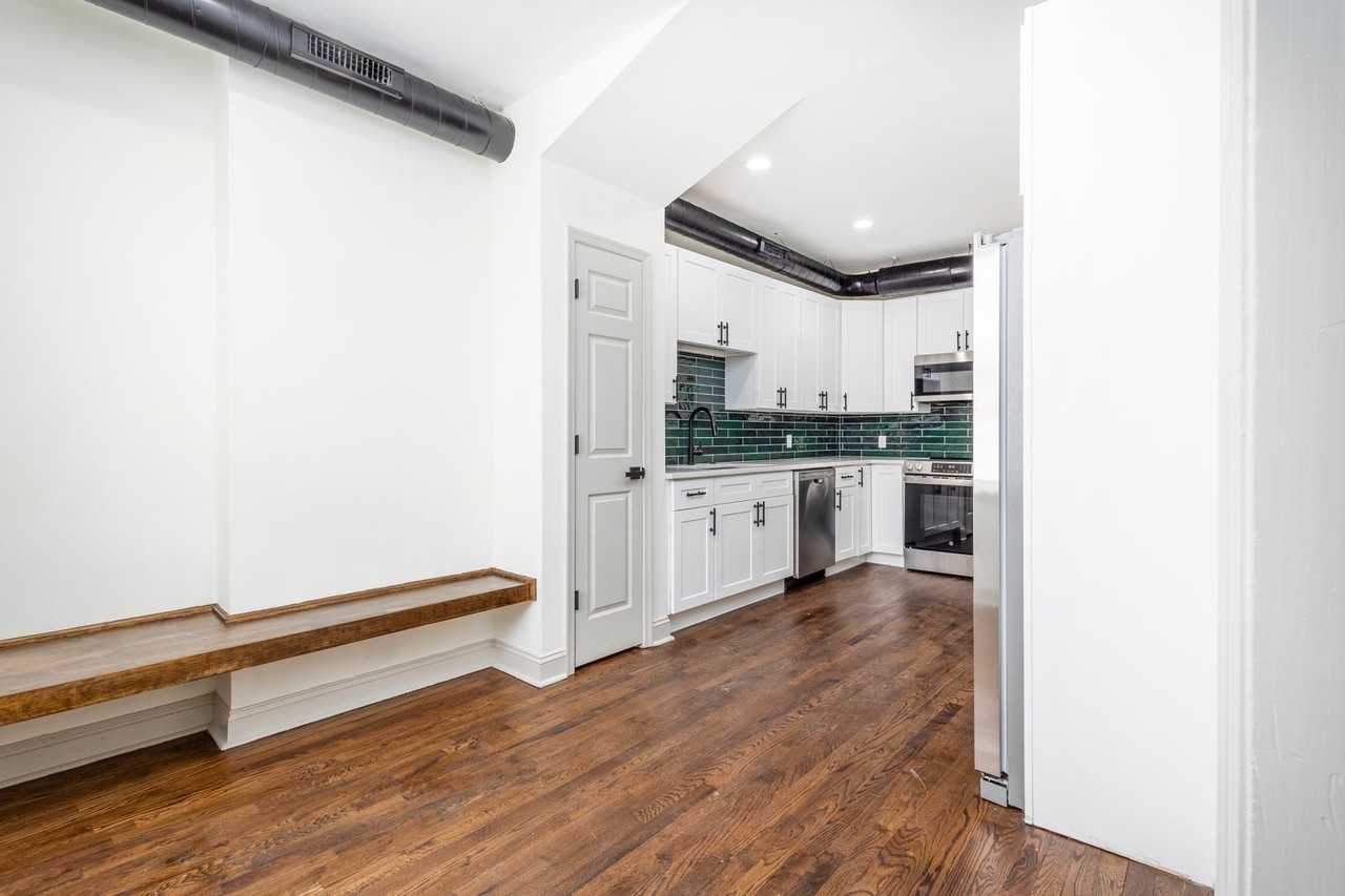 2335 N 30th St - Photo 6 of 46