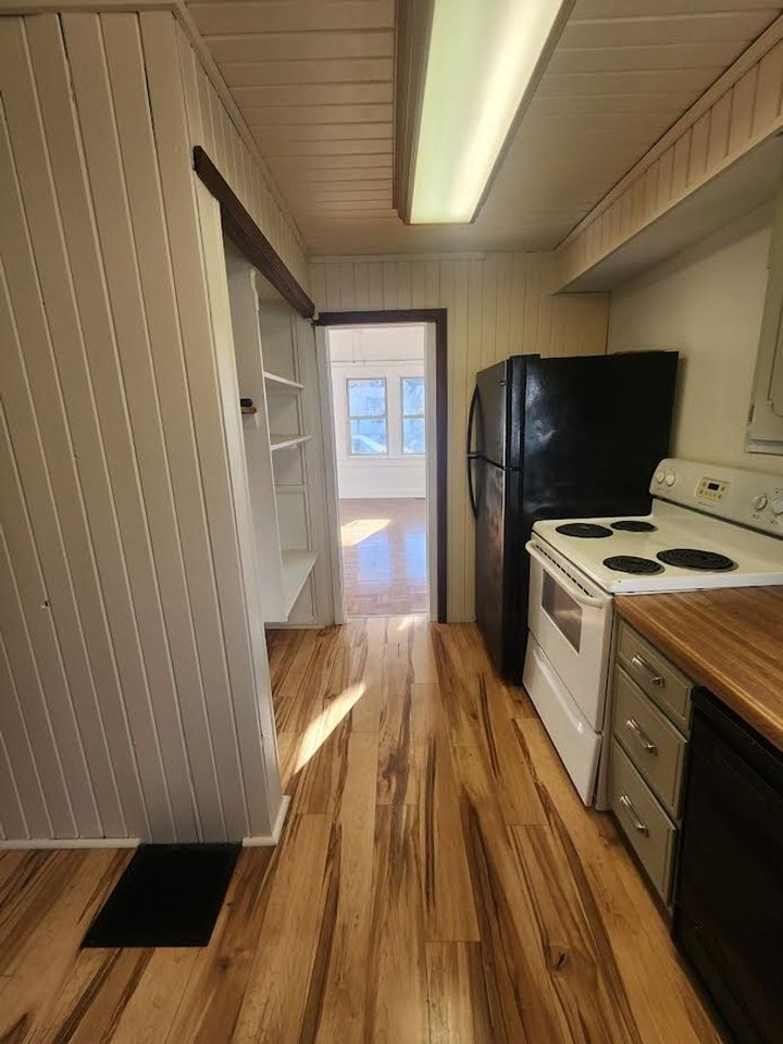 66 E Main St - Photo 7 of 18