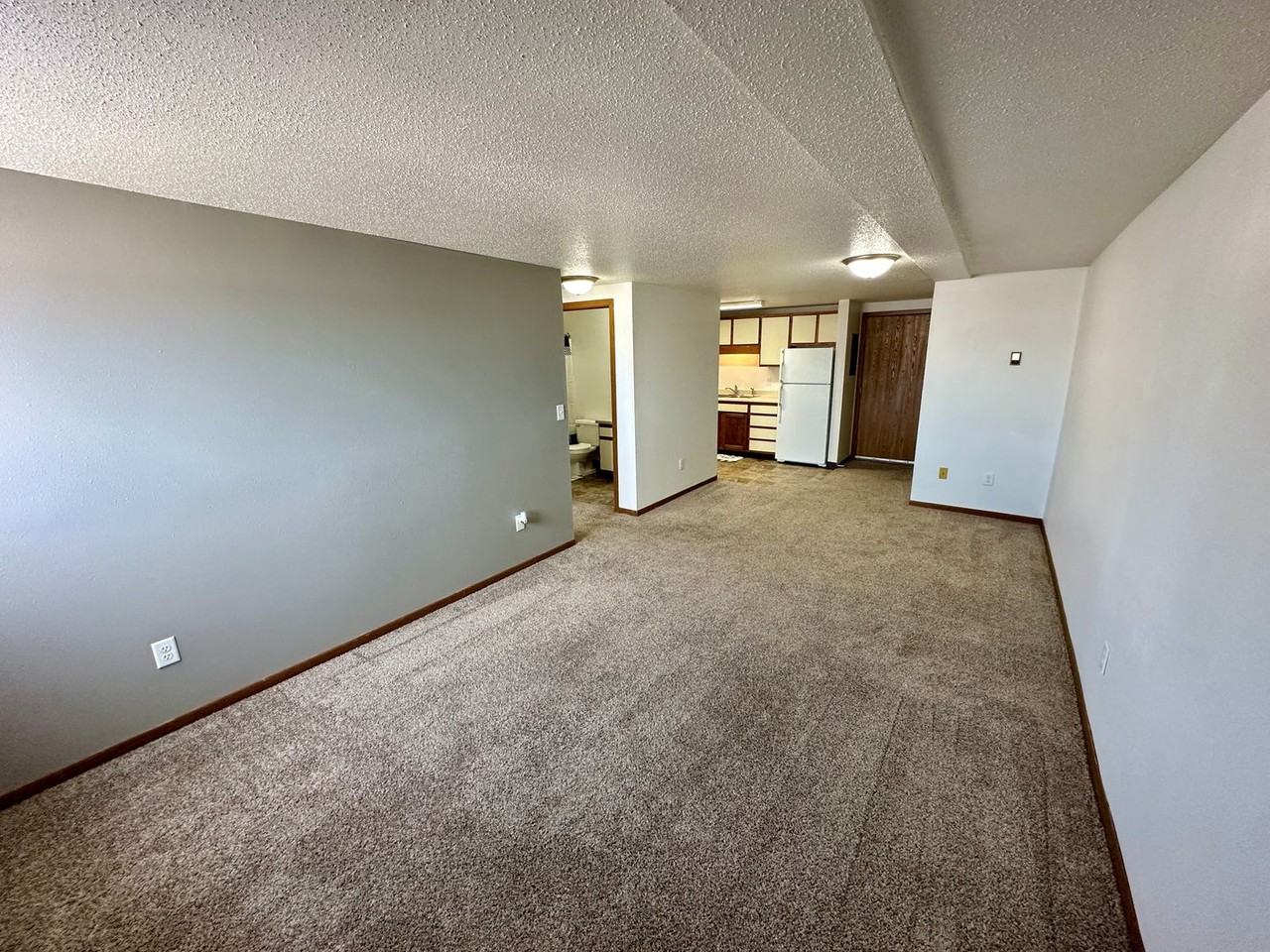 Welcome to 614 Dakota Avenue – Cozy Living in the Heart of Downtown - Photo 7 of 15