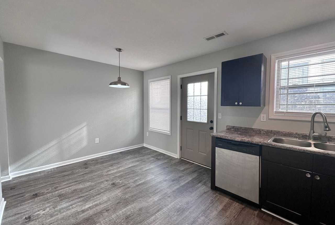 Westview Townhouses - Photo 6 of 50