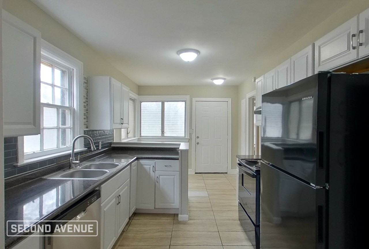 3345 Southmont Dr - Photo 2 of 19