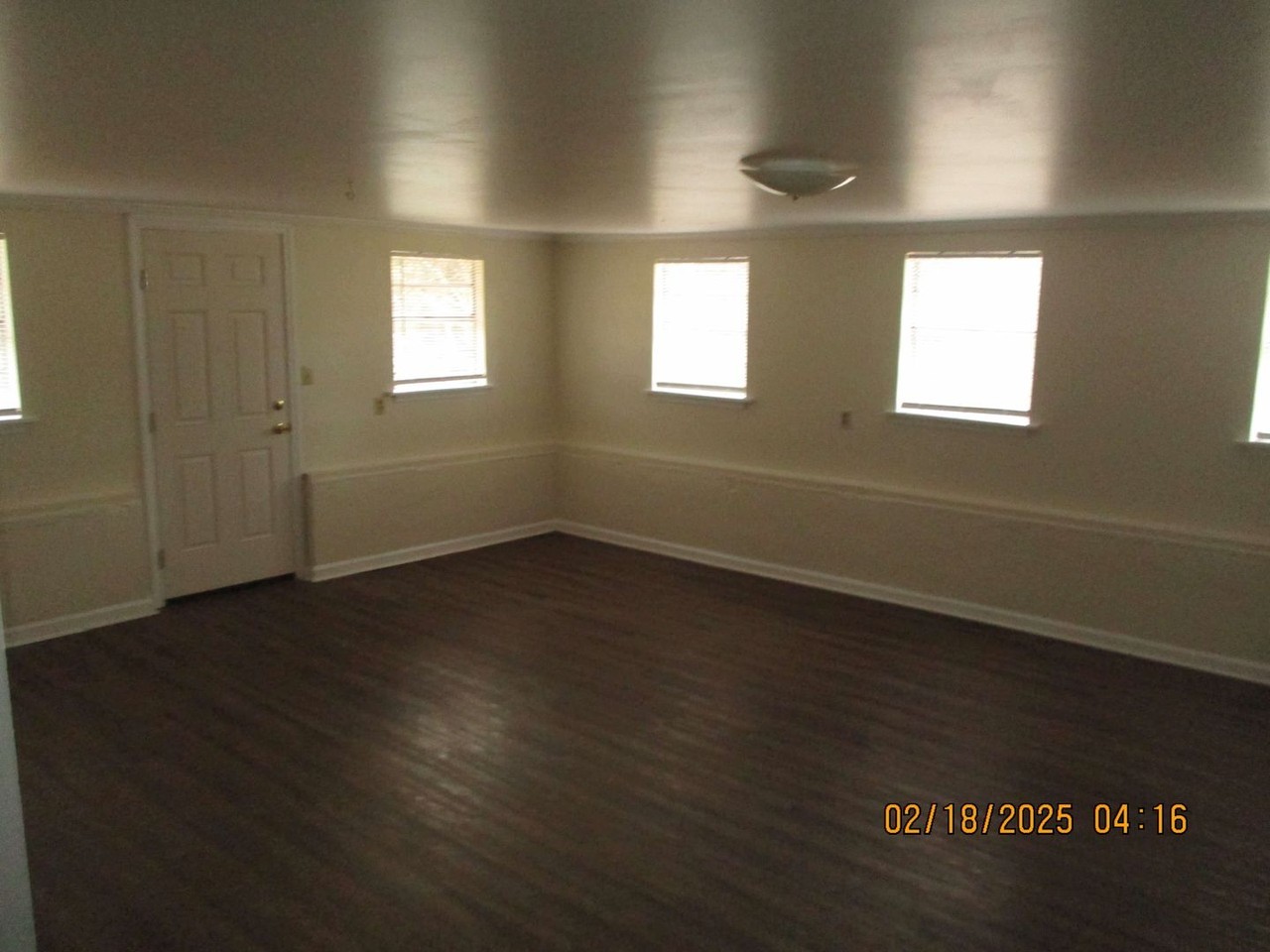 280 Cypress Point Cir - Photo 2 of 5