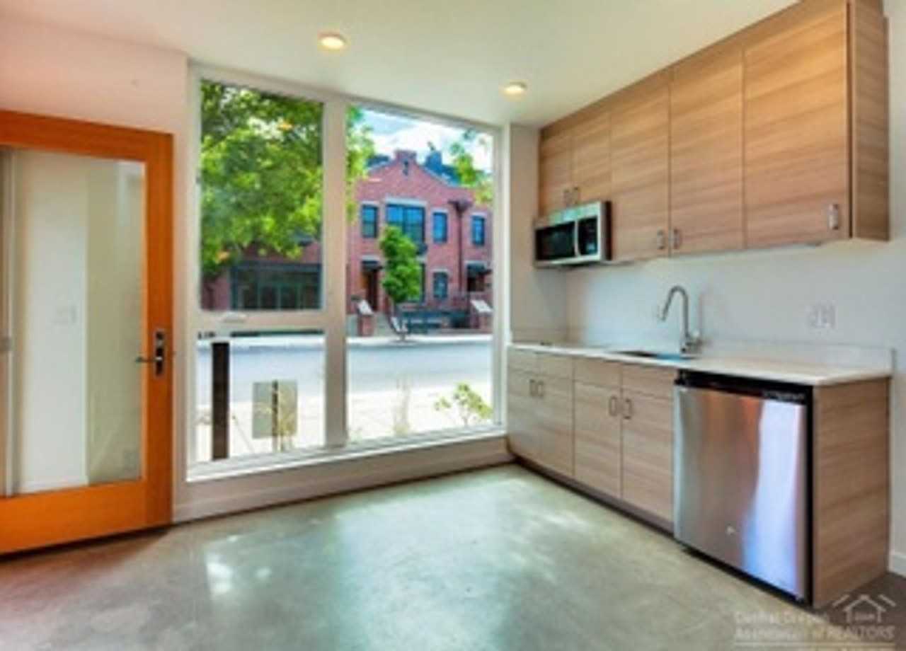 55 Sw Wall St #5A - Photo 3 of 5