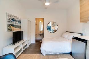 55 Sw Wall St #5A - Photo 1 of 1